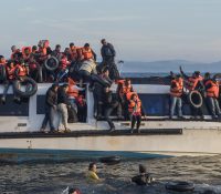 Правіцовы екстремісты Европы хочуть заборонити транспорту захороненым утеченцям  до Італії