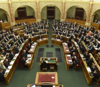 Мадярьскый парламент схвалив акчный план охороны родины
